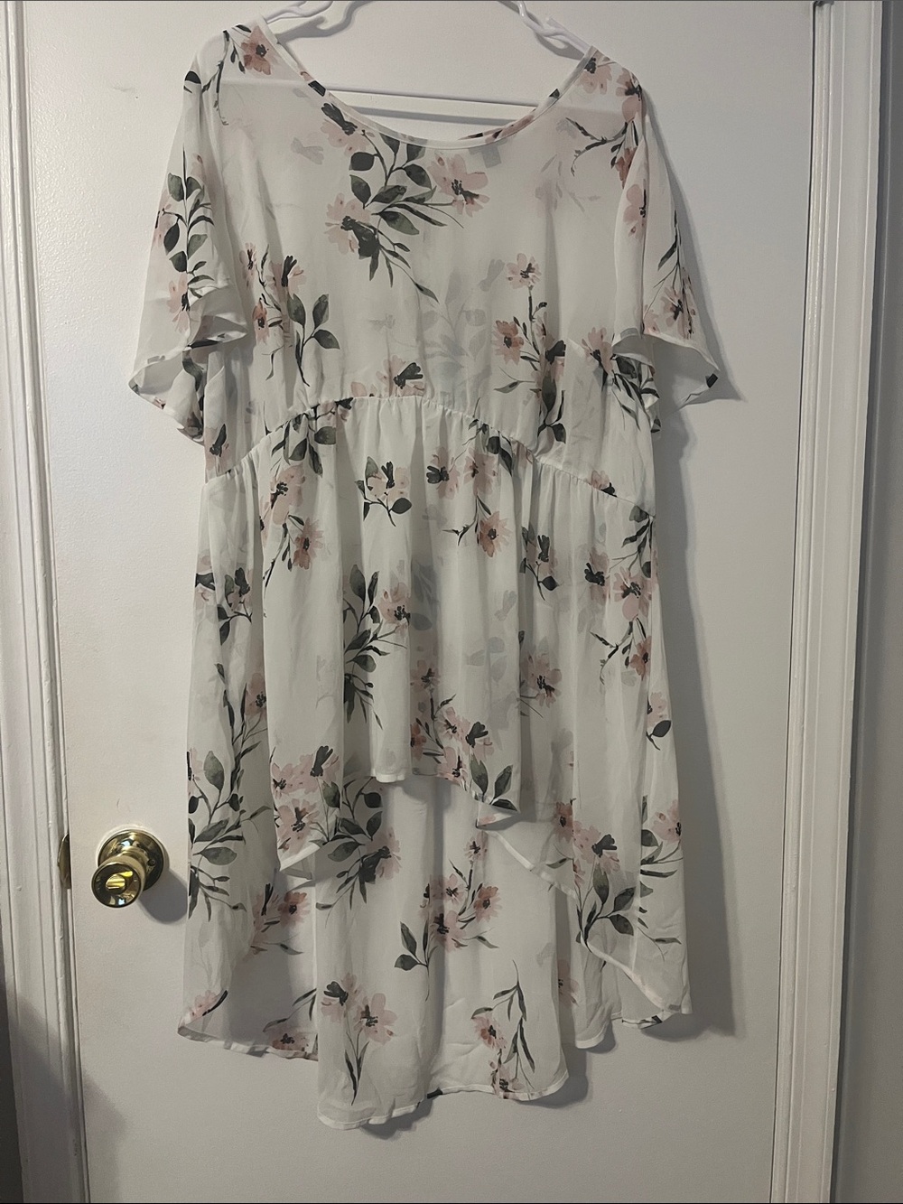 torrid White Floral Tiered Dress with Pink Flowers